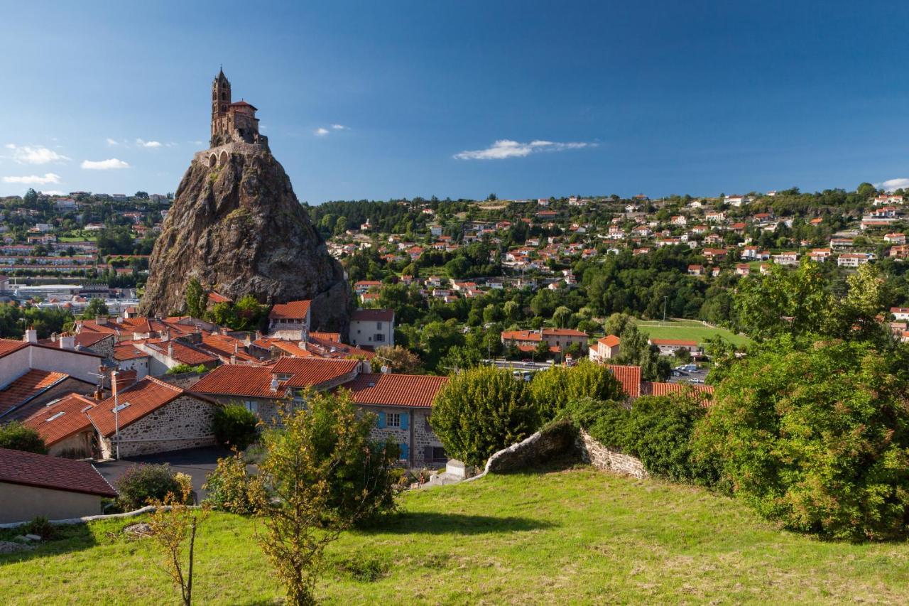 Hotel Ibis Styles Le Puy En Velay Esterno foto