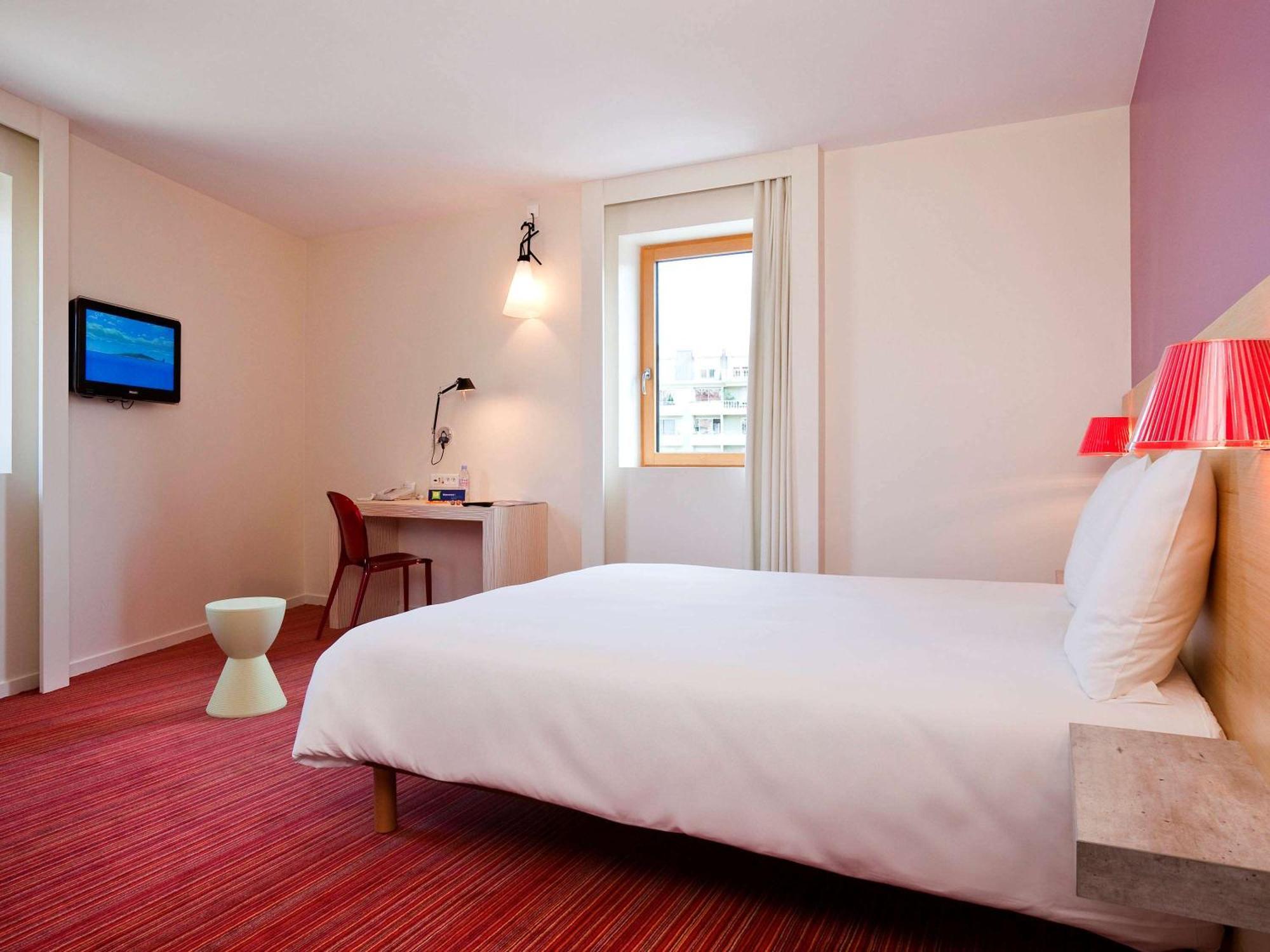 Hotel Ibis Styles Le Puy En Velay Esterno foto