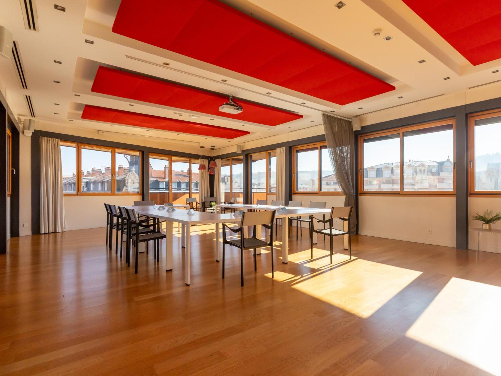 Hotel Ibis Styles Le Puy En Velay Esterno foto