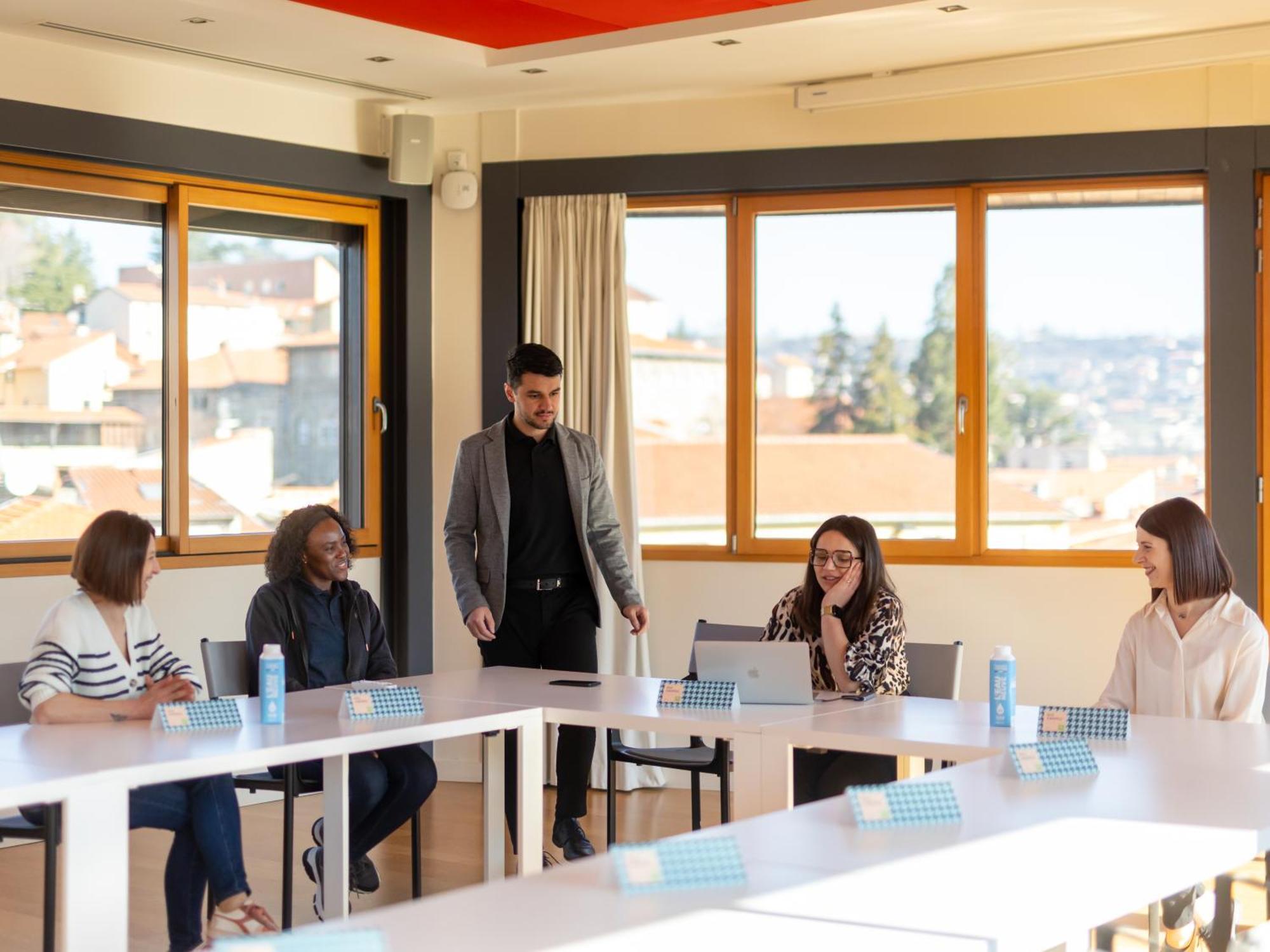 Hotel Ibis Styles Le Puy En Velay Esterno foto